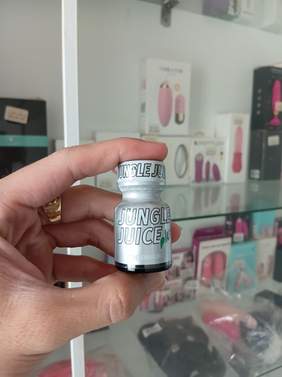 Poppers Jungle Juice Plus Original 10ml Chính Hãng Tại Bao Cao Su Bạc Liêu – Chai Hít Tăng Cảm Giác Cho Top Và Bot