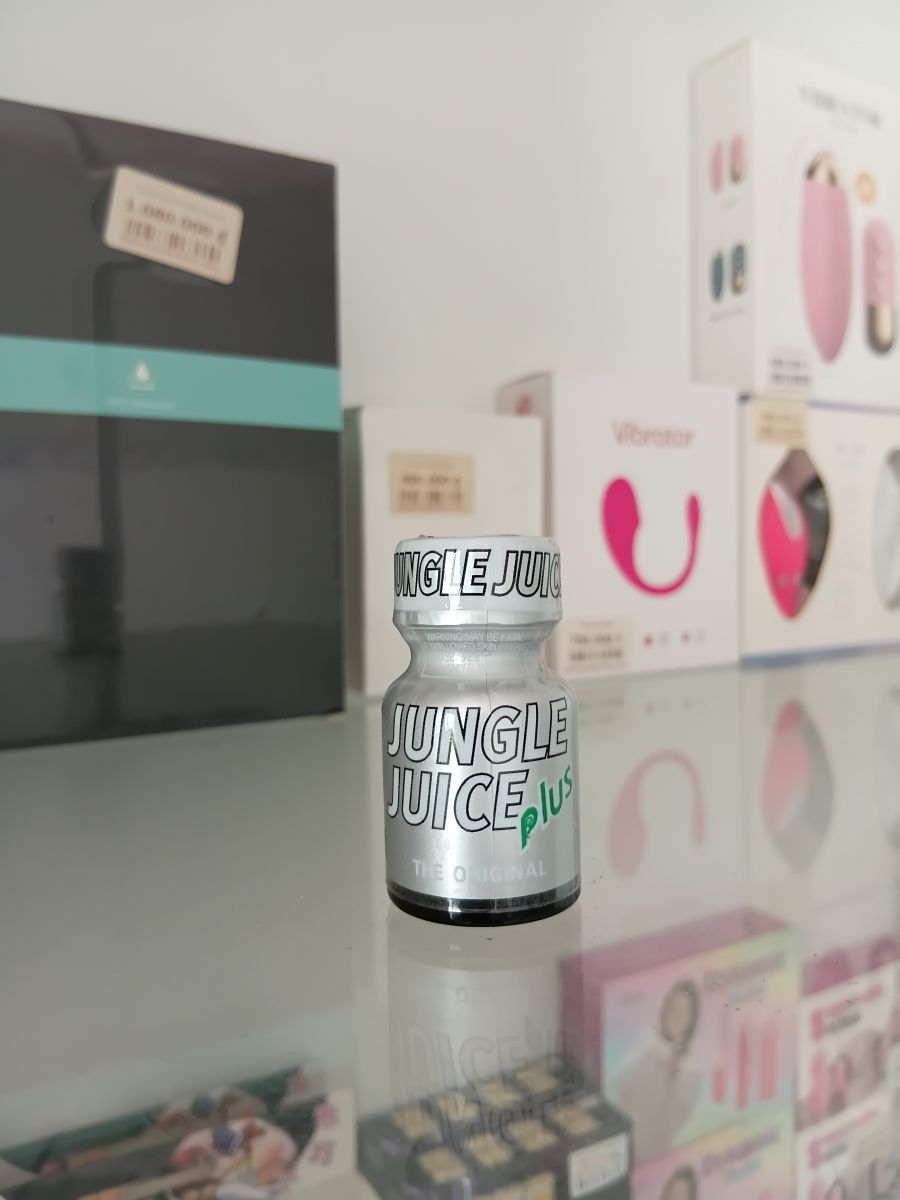 Poppers Jungle Juice Plus Original 10ml Chính Hãng Tại Bao Cao Su Bạc Liêu – Chai Hít Tăng Cảm Giác Cho Top Và Bot