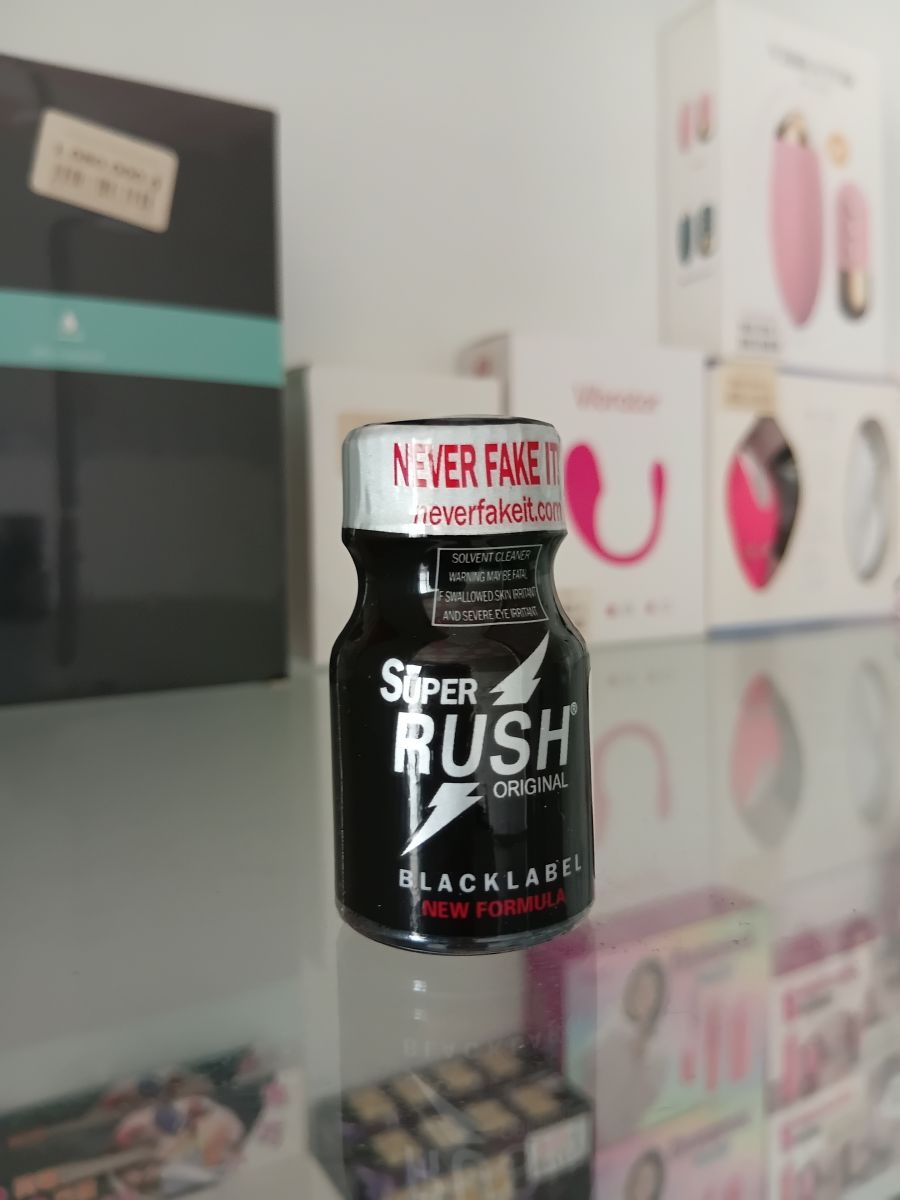 Poppers Super Rush Original Black Label 10ml Chính Hãng Tại Bao Cao Su Bạc Liêu – Chai Hít Tăng Khoái Cảm Dành Cho Top