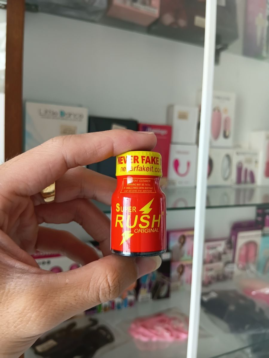 Popper Super Rush Red Original 10ml – Chai Hít Tăng Khoái Cảm Poppers Dành Cho Top Và Bot Tại Shop Bao Cao Su Bạc Liêu